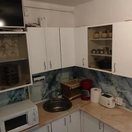 Casa Tudor Rares * براشوف